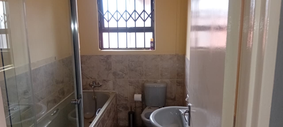 3 Bedroom Property for Sale in Pinehaven Free State